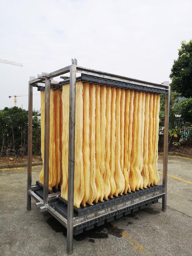 蓝膜帘式MBR膜使用寿命有几年